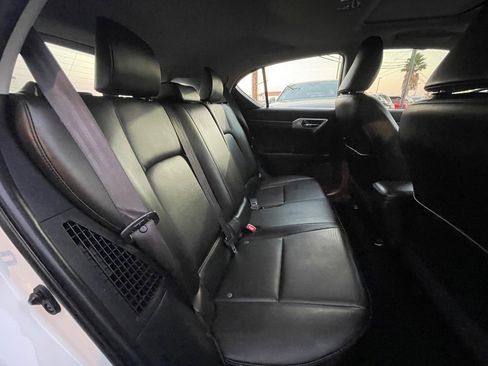 Used 2013 Lexus CT 200h image 14