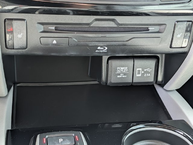 Used 2022 Honda Pilot Touring image 17