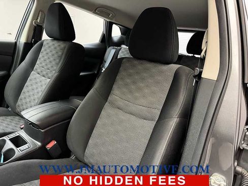 Used 2020 Nissan Rogue Sport SV w/ All-Weather Package AWD/4WD image 13