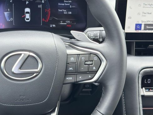 Used 2026 Lexus IS 350 F Sport w/ Accessory Package Z1 RWD image 10