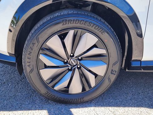 Certified 2024 Nissan Ariya AWD image 9