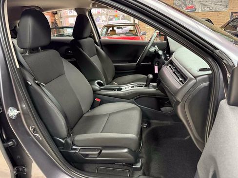 Used 2022 Honda HR-V LX image 24