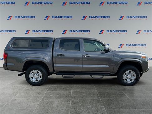 Used 2021 Toyota Tacoma SR image 6