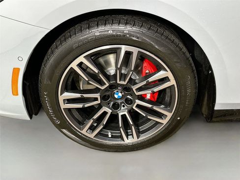 New 2026 BMW 530i xDrive w/ M Sport Package image 33