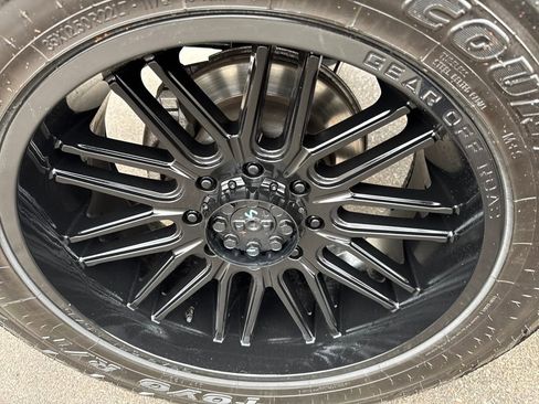 Used 2022 GMC Sierra 3500 Denali w/ Denali Black Diamond Edition image 42