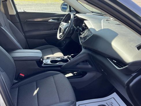 Used 2023 Buick Envision Preferred image 6