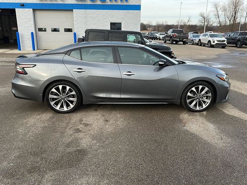Used 2022 Nissan Maxima Platinum w/ Sport Mat Group image 9
