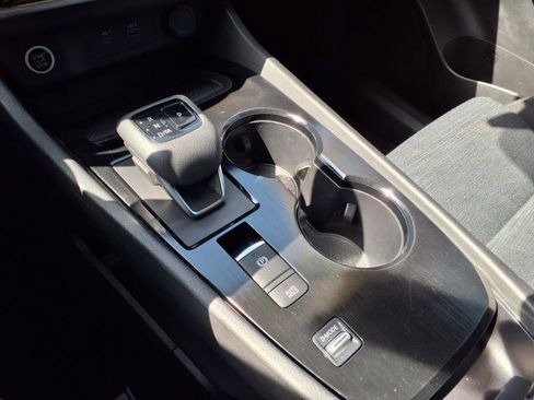 Certified 2023 Nissan Rogue SV image 17