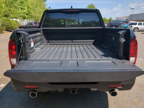New 2026 Honda Ridgeline Black Edition image 12