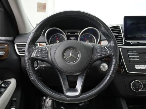 Used 2017 Mercedes-Benz GLS 450 4MATIC image 46