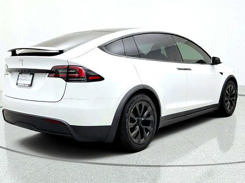 Used 2023 Tesla Model X AWD/4WD image 5