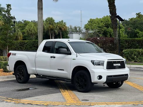 Used 2012 Toyota Tundra 2WD Double Cab w/ Tow Pkg image 2