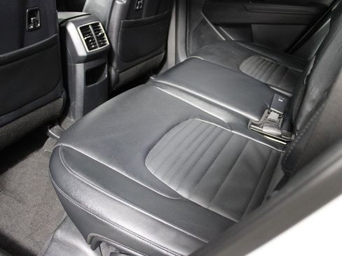 Used 2023 Kia Sportage SX image 32