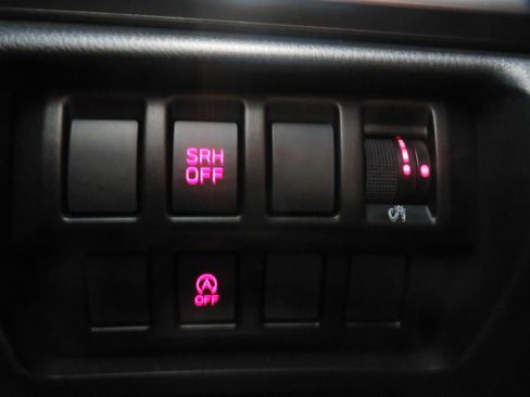 Used 2023 Subaru Forester Premium AWD/4WD image 35