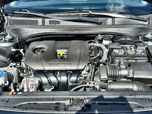 Used 2023 Kia Forte LXS image 13