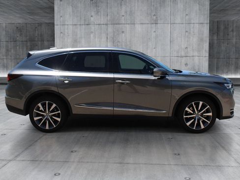 Certified 2025 Acura MDX SH-AWD w/ Technology Package image 6