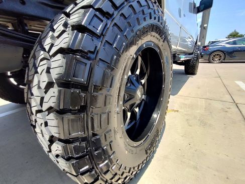 Used 2013 Ford F150 STX w/ Mid Equipment Group AWD/4WD image 13