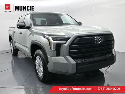 New 2026 Toyota Tundra SR5 w/ SR5 Convenience Package