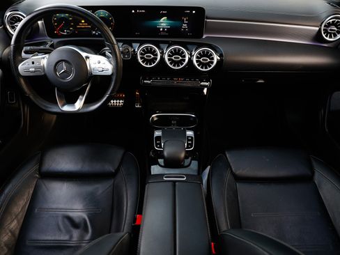 Used 2020 Mercedes-Benz CLA 250 image 26