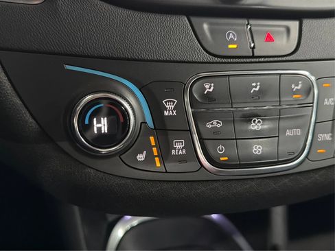 Used 2021 Chevrolet Malibu LT image 27