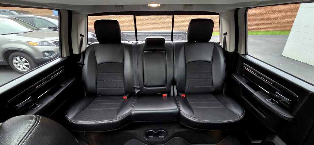 Used 2016 RAM 1500 Sport w/ Convenience Group AWD/4WD image 8