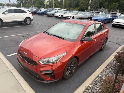 Certified 2021 Kia Forte GT-Line w/ GT-Line Premium Package FWD image 1
