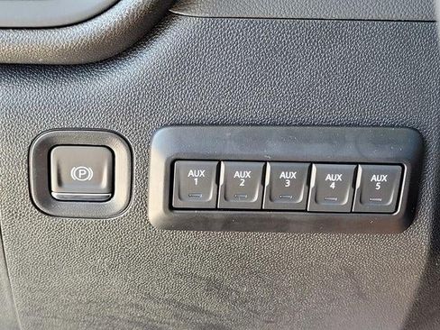 New 2026 GMC Sierra 2500 Pro w/ Convenience Package RWD image 13
