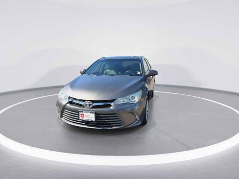 Certified 2016 Toyota Camry LE FWD image 3