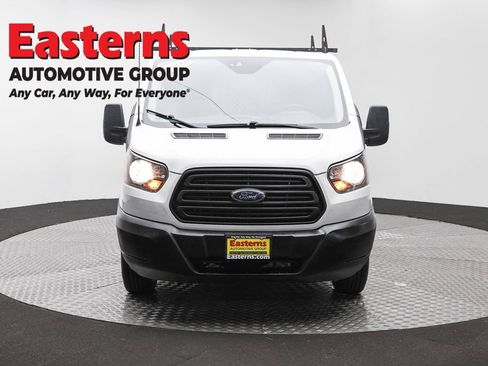 Used 2019 Ford Transit 250 130 Low Roof RWD image 2
