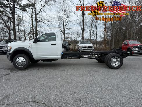 Used 2024 RAM 4500 Tradesman image 4