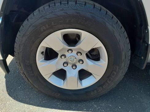 Used 2022 RAM 1500 Big Horn AWD/4WD image 9