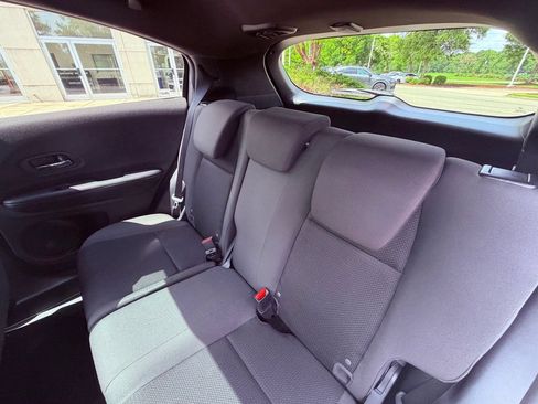 Used 2022 Honda HR-V Sport image 10