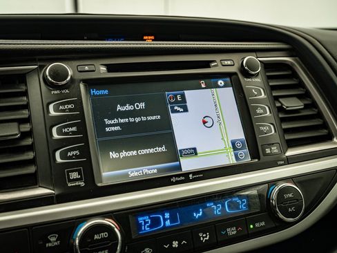 Used 2015 Toyota Highlander Limited image 33