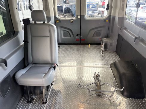 Used 2017 Ford Transit 350 XL RWD image 20
