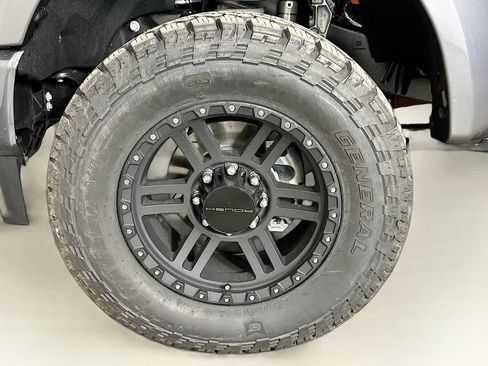 New 2026 Ford F250 Lariat w/ Black Appearance Package image 8