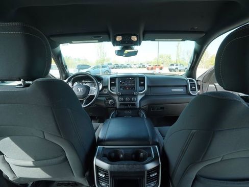 Used 2022 RAM 1500 Big Horn AWD/4WD image 23