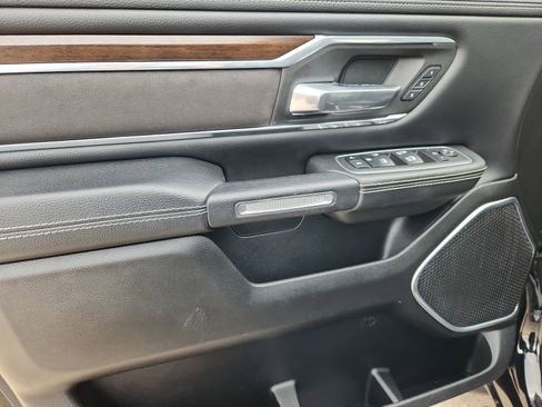 Used 2022 RAM 1500 Laramie image 9