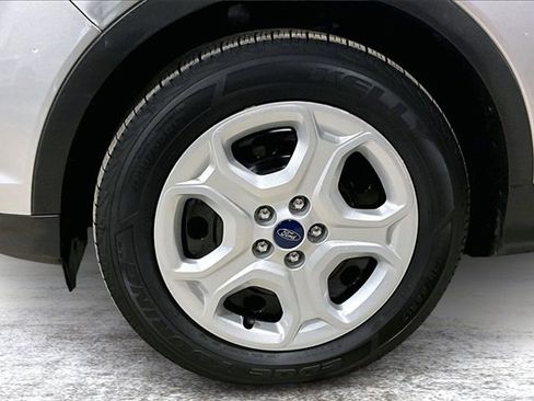 Used 2017 Ford Escape S image 29