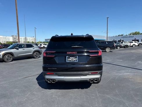 Used 2025 GMC Acadia Elevation FWD image 4
