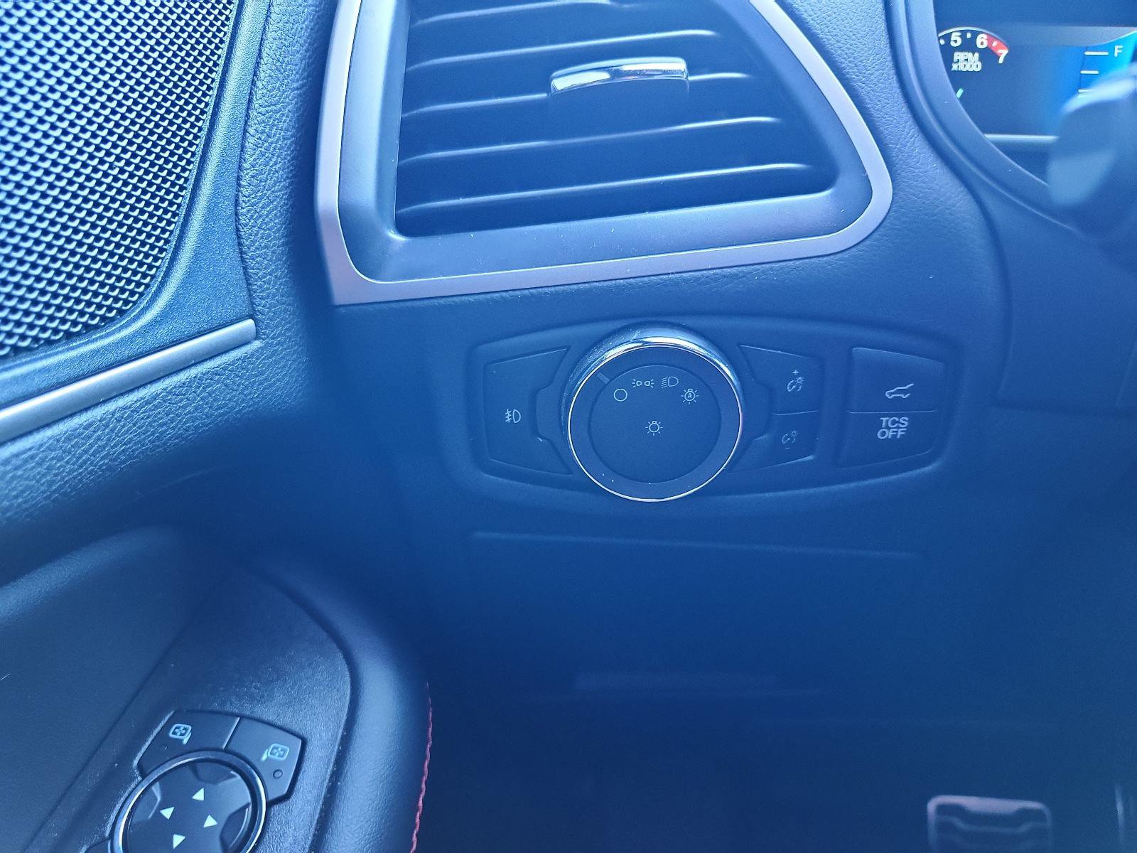Used 2024 Ford Edge ST-Line AWD/4WD image 21