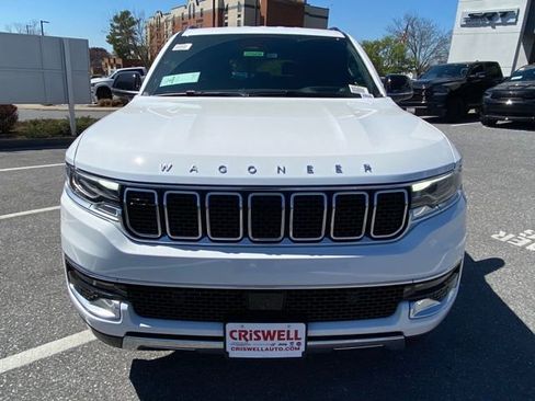 New 2023 Jeep Wagoneer Series III w/ Preferred Equipment Group image 10