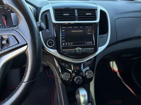 Used 2020 Chevrolet Sonic LT w/ Convenience Package image 17