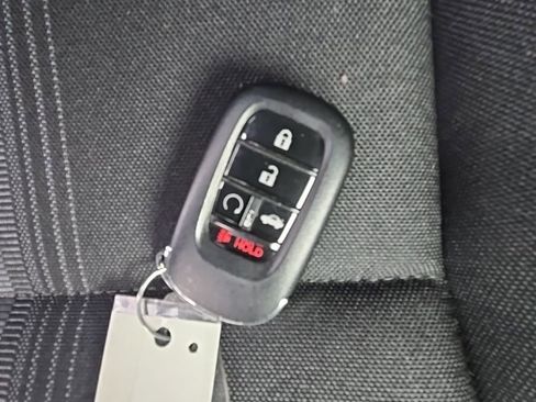 Certified 2025 Honda Civic Sport image 32