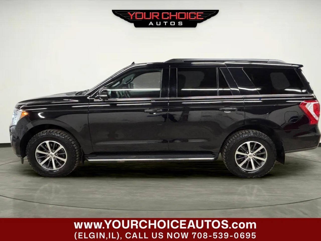 Used 2019 Ford Expedition XLT AWD/4WD image 2