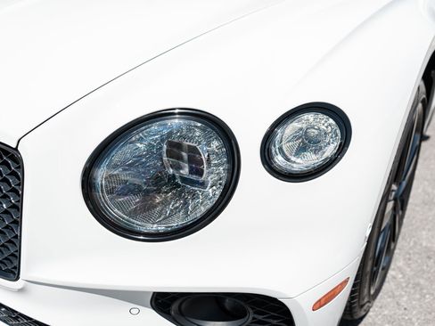 Certified 2022 Bentley Continental GT AWD/4WD image 23
