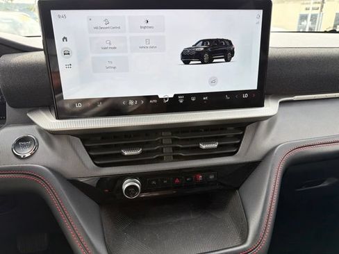 Certified 2025 Ford Explorer ST-Line AWD/4WD image 10