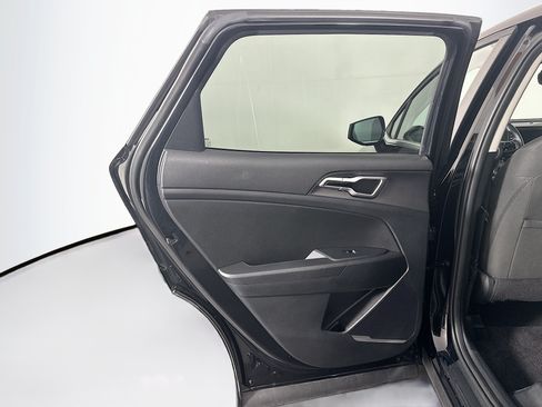 Used 2025 Kia Sportage LX FWD image 24
