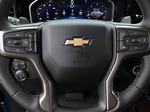 Used 2024 Chevrolet Silverado 1500 High Country image 15