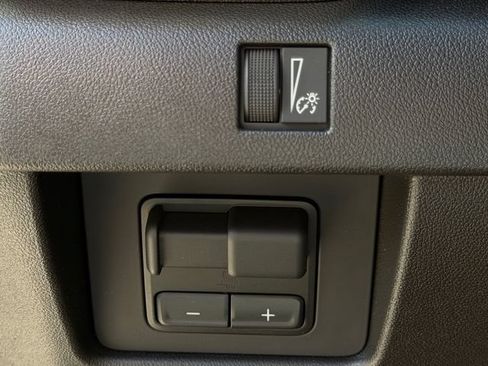 New 2026 GMC Canyon Elevation w/ Convenience Package RWD image 21