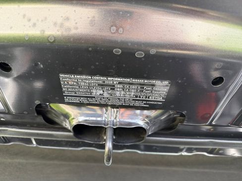 Used 2025 INFINITI QX60 Pure image 32